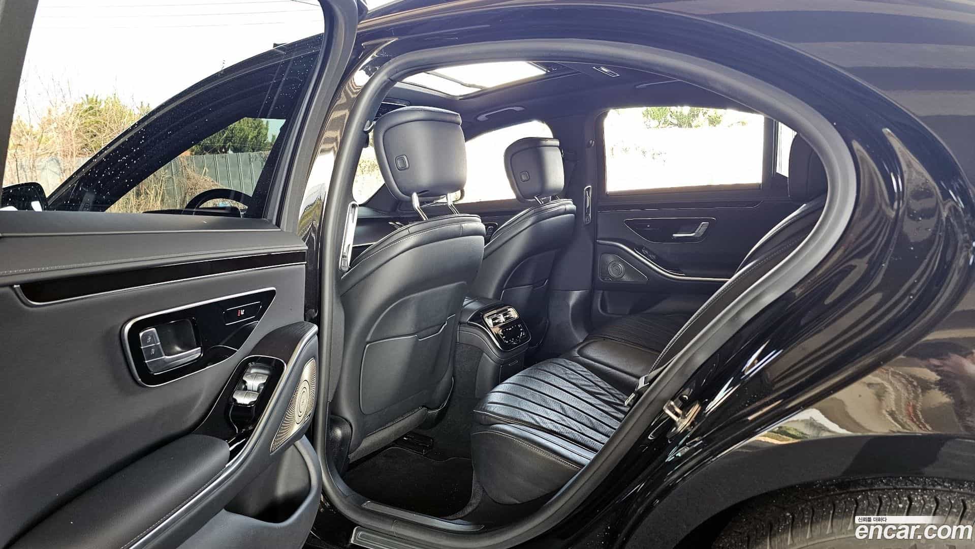 S-Class Mercedes-Benz 2022.0-OPTION-021