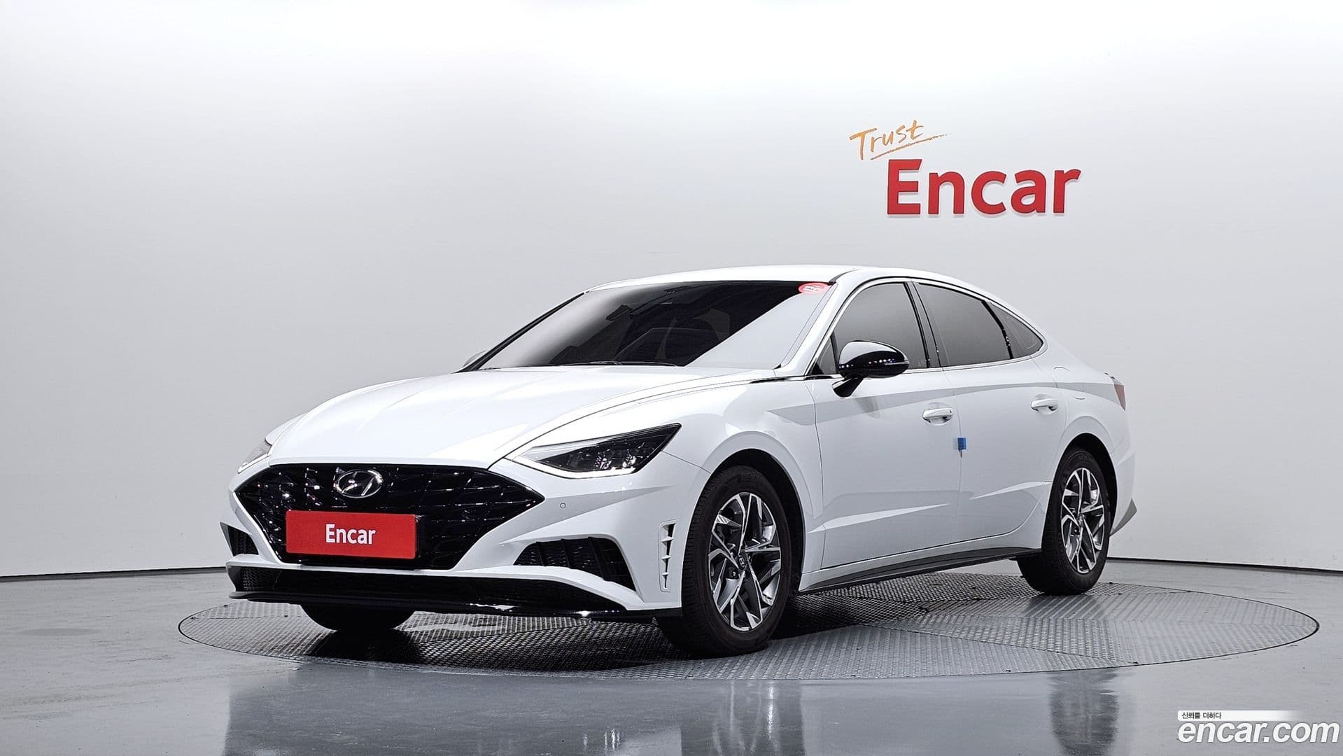 Main__Slider__Photo:Sonata Hyundai 2021.8-0