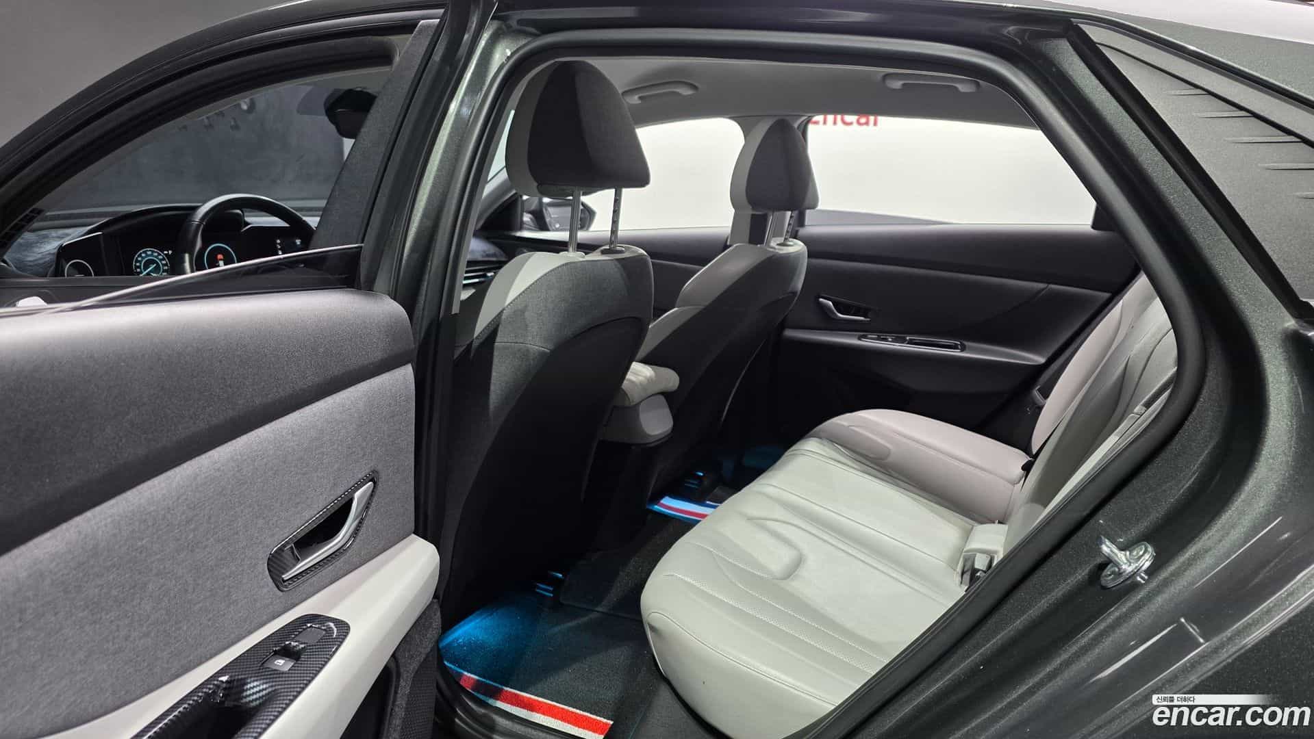 AVANTE Hyundai 2021.1-OPTION-016