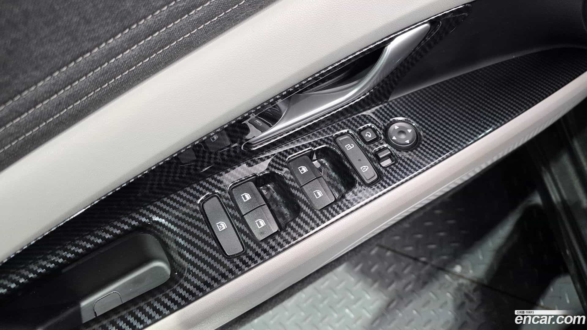 AVANTE Hyundai 2021.1-OPTION-022