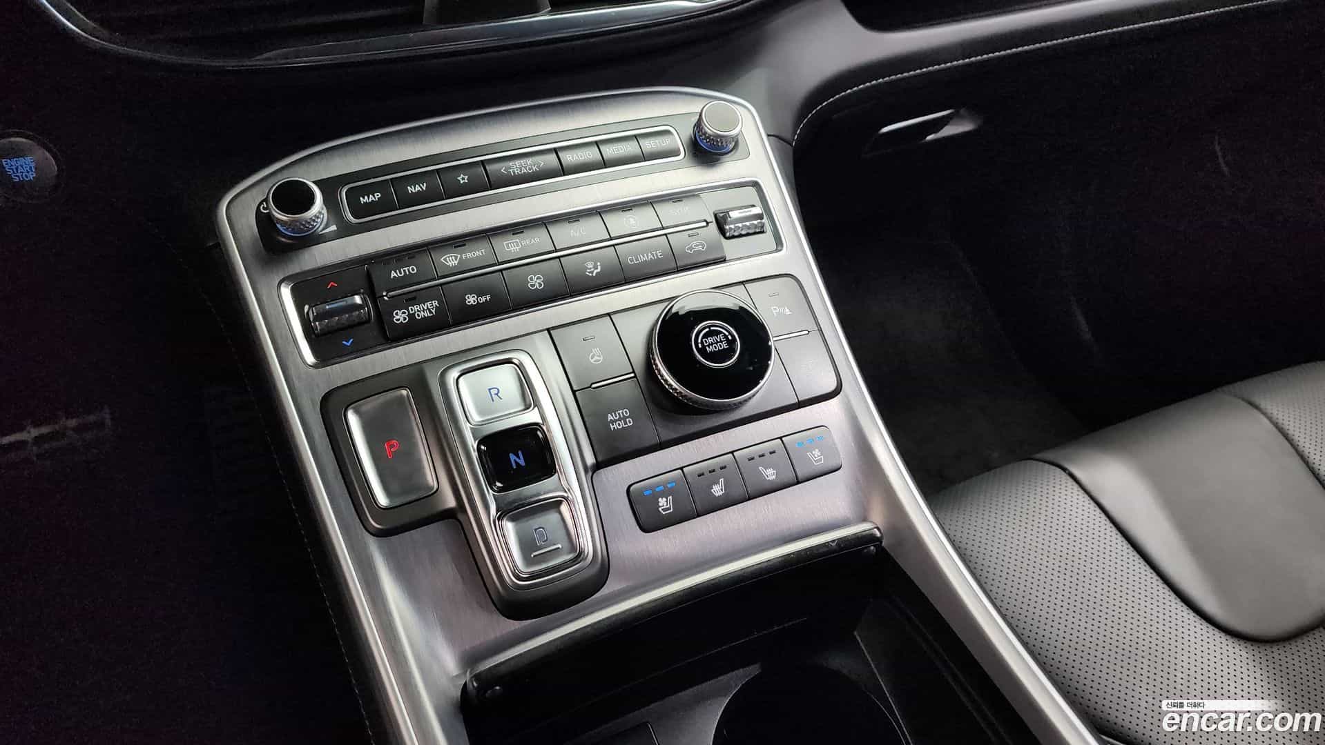 Santafe Hyundai 2023.2-INNER-009