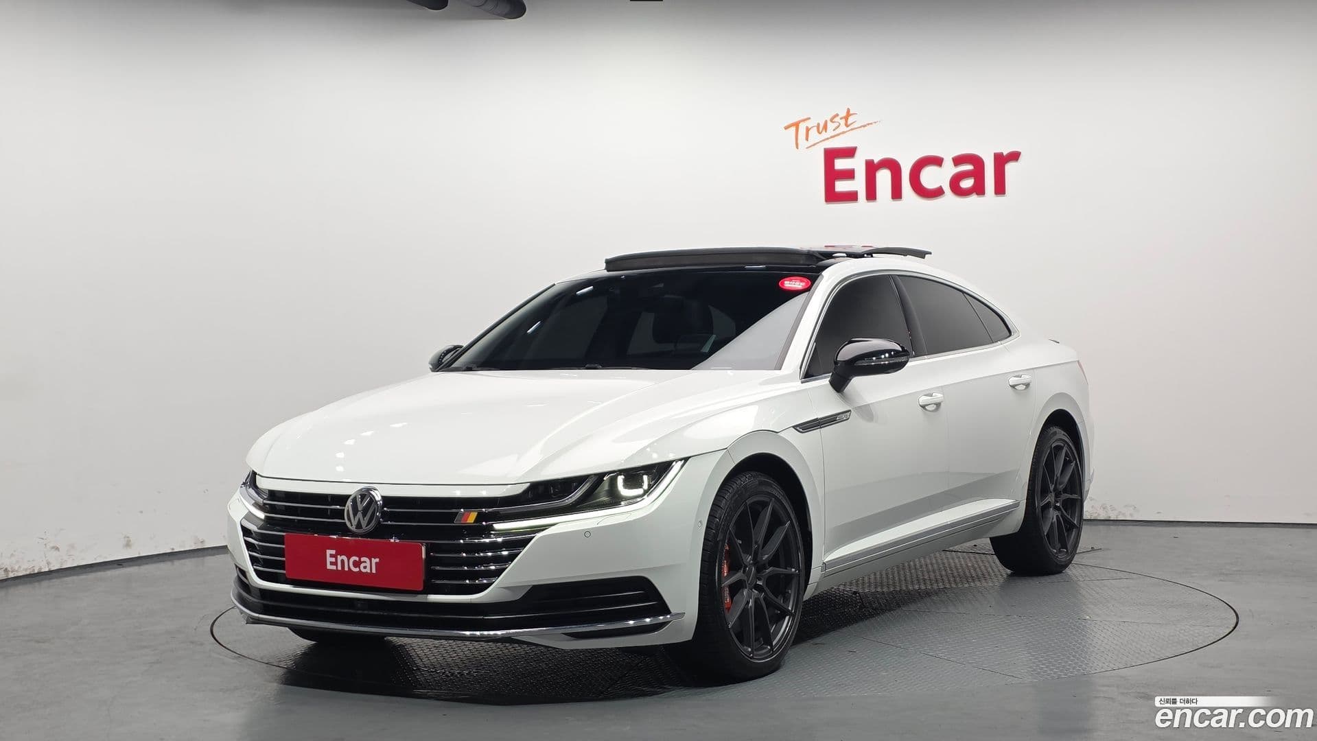 Main__Slider__Photo:Arteon Volkswagen 2019.11-0