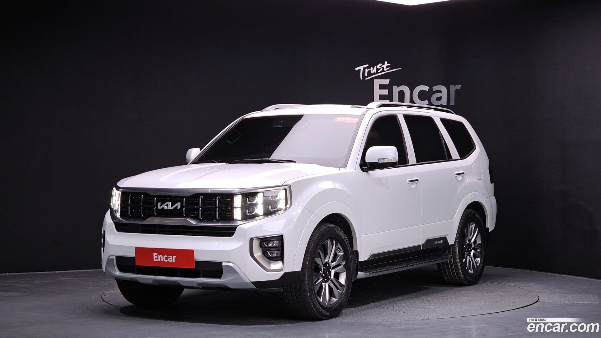 Main__Slider__Photo:Mohave Kia 2022.6-0