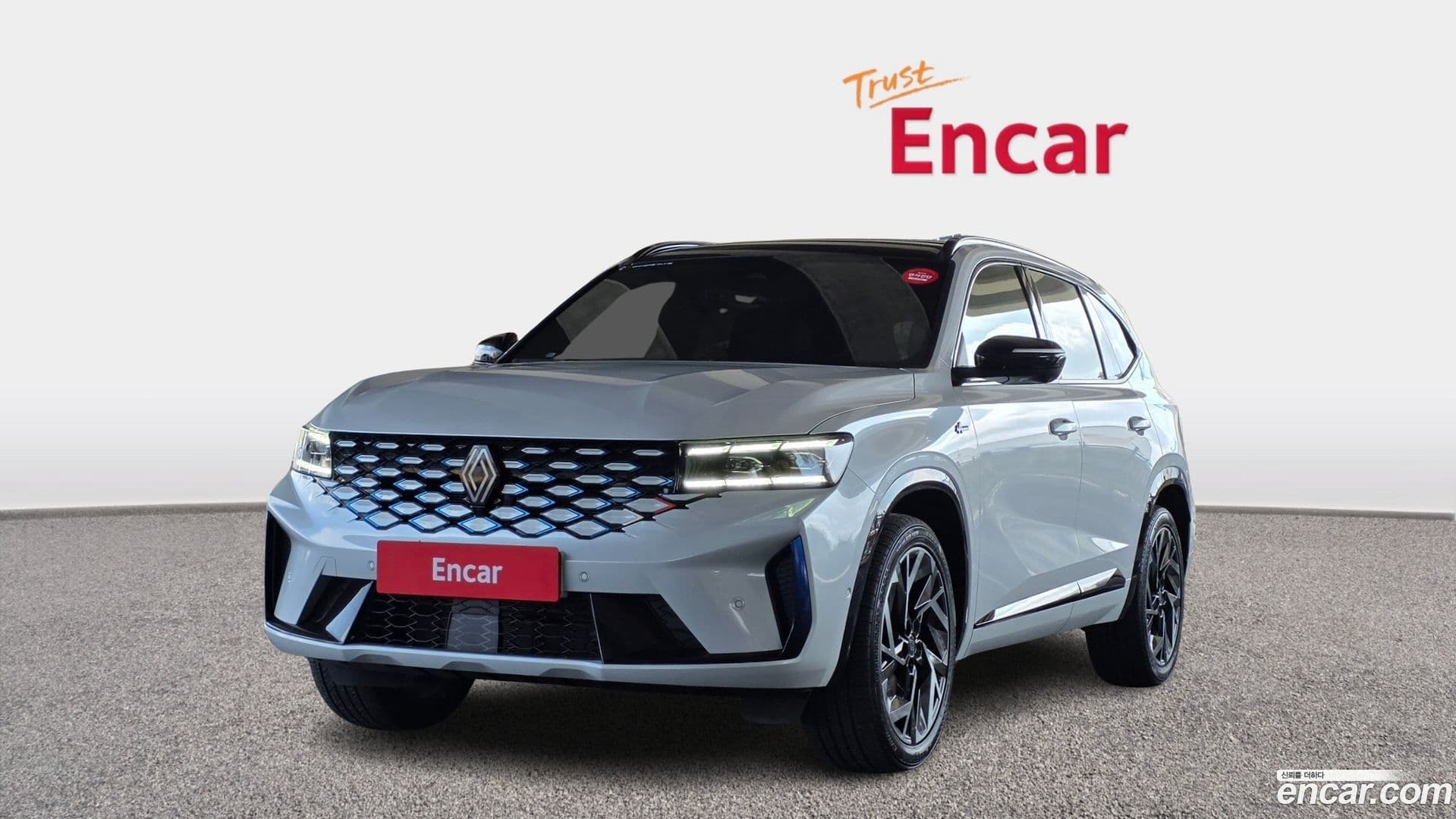 Main__Slider__Photo:Grand Koleos Renault Korea 2024.8-0