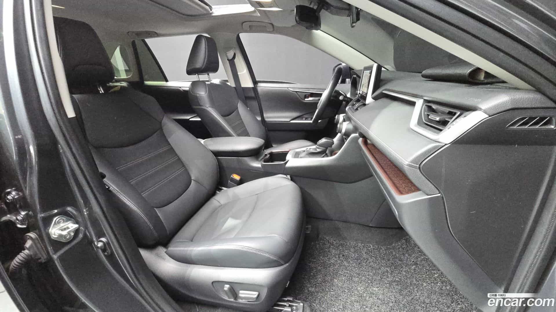 RAV4 Toyota 2023.7-OPTION-015