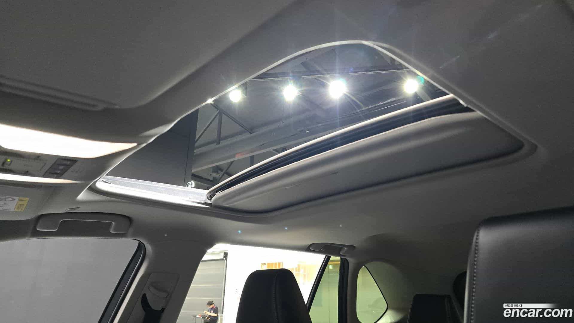 RAV4 Toyota 2023.7-OPTION-022