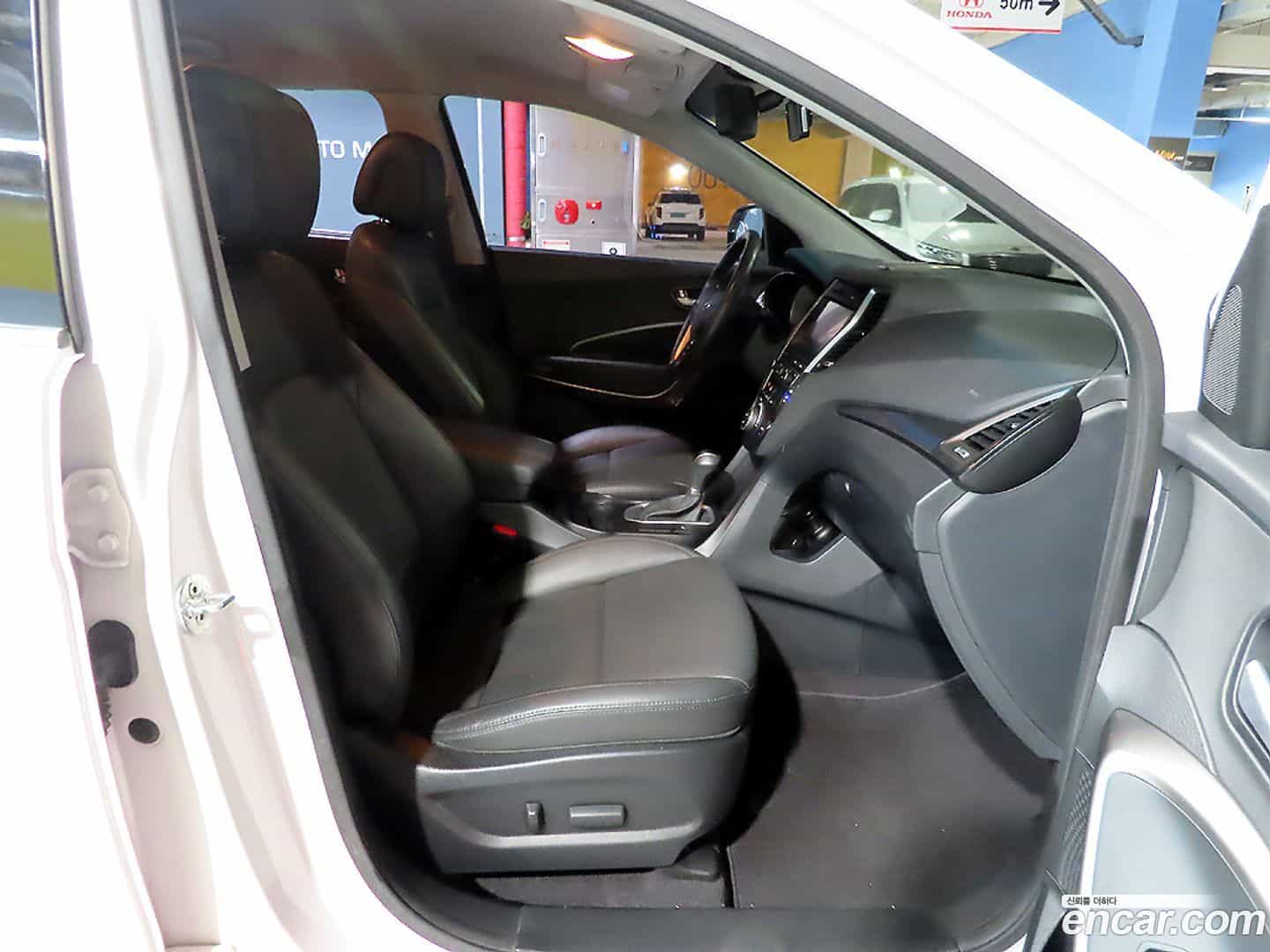 Santafe Hyundai 2016.7-INNER-007