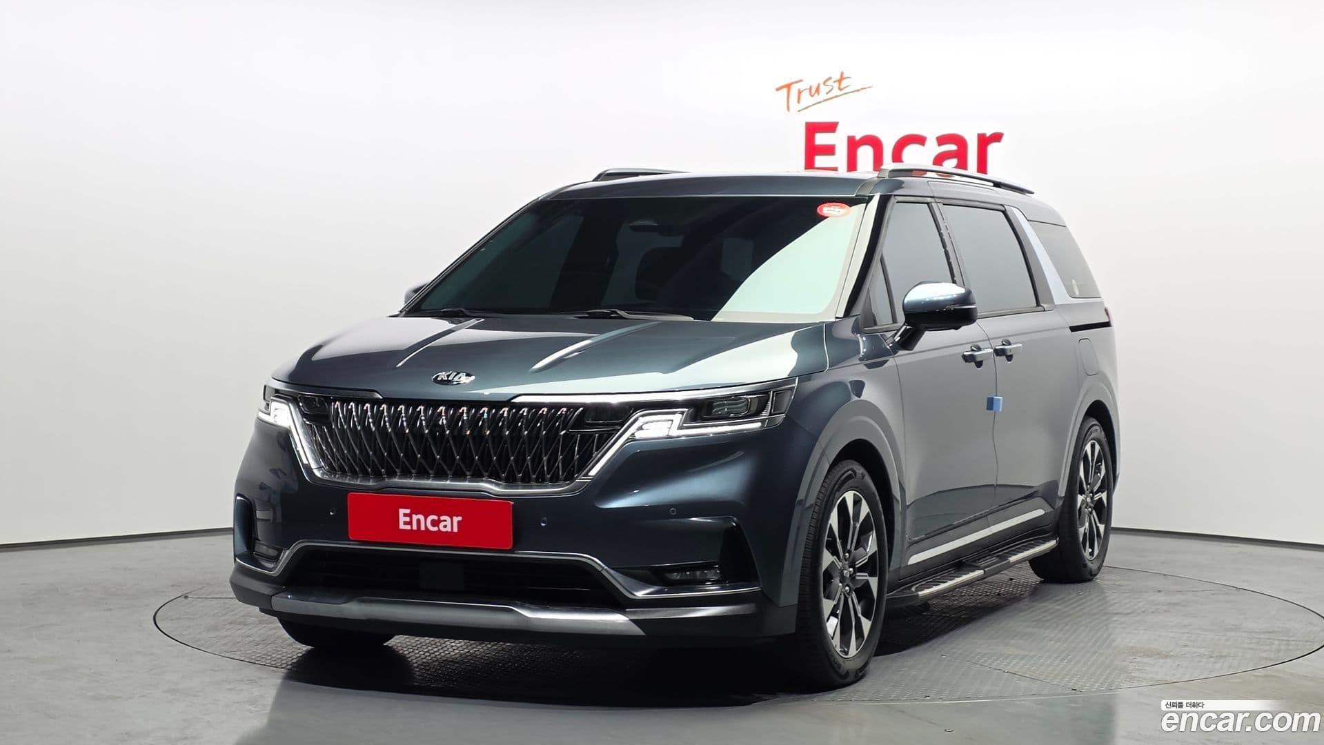 Main__Slider__Photo:Canival Kia 2021.2-0