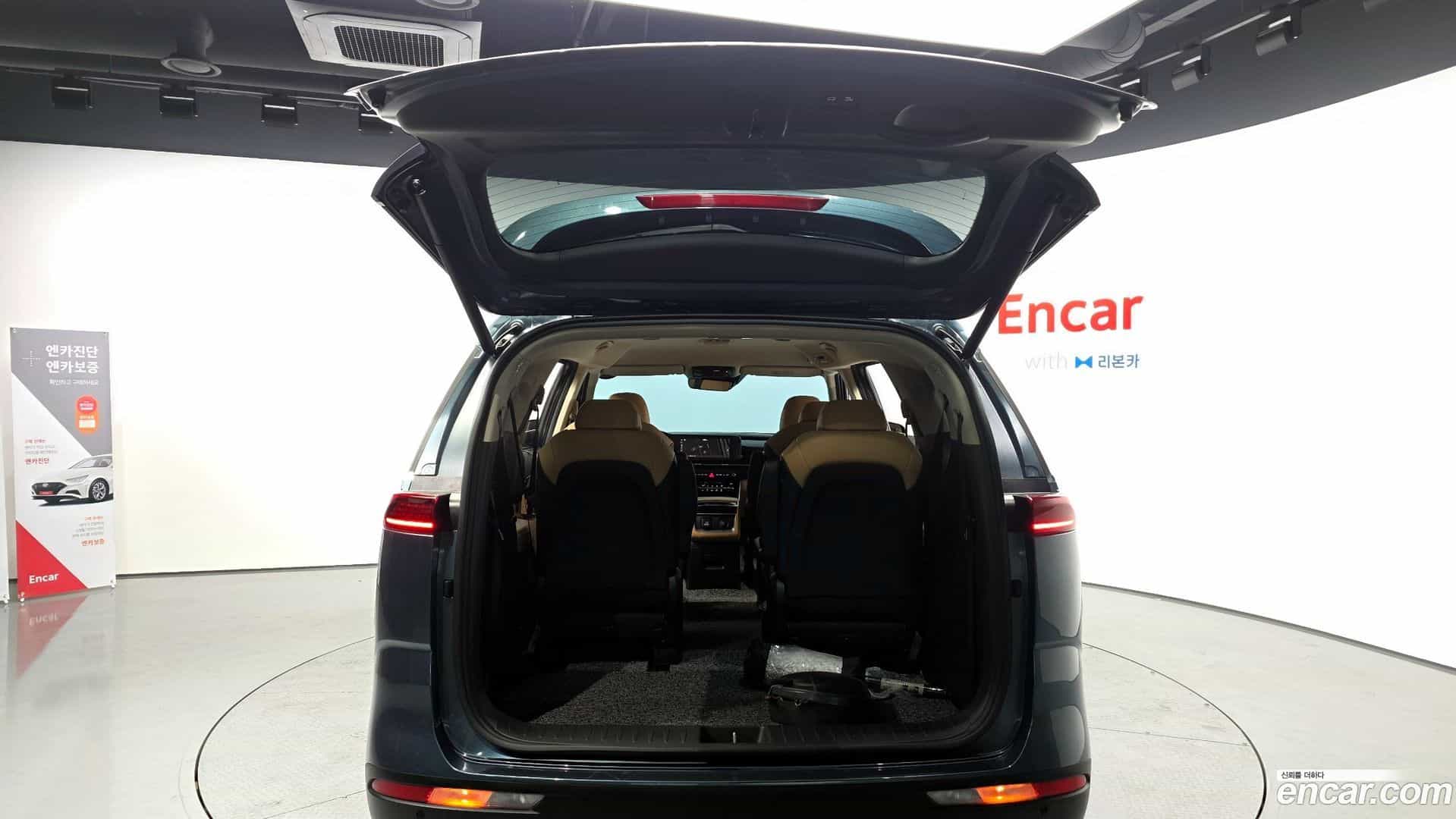 Canival Kia 2021.2-OPTION-024
