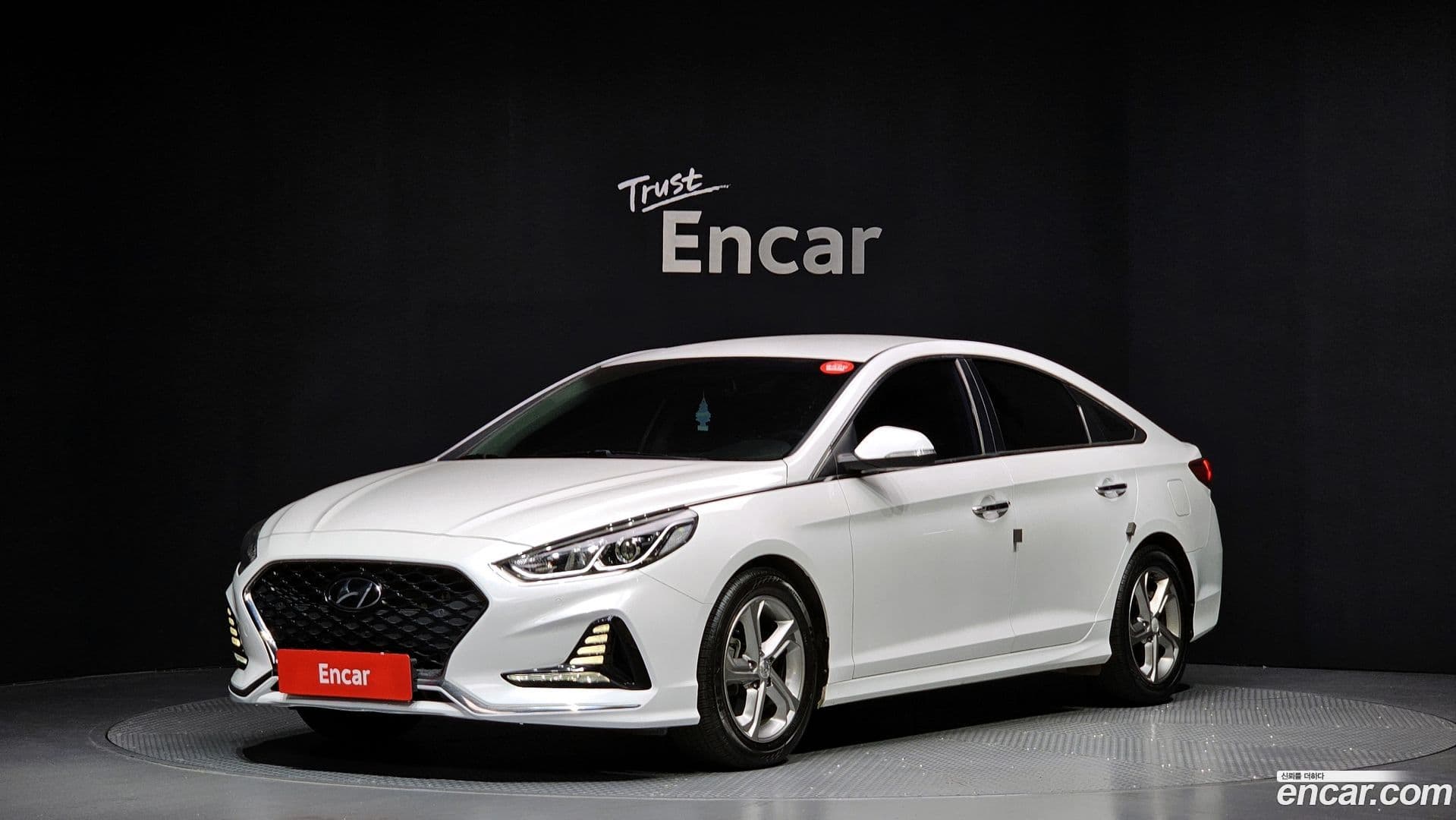 Main__Slider__Photo:Sonata Hyundai 2017.3-0