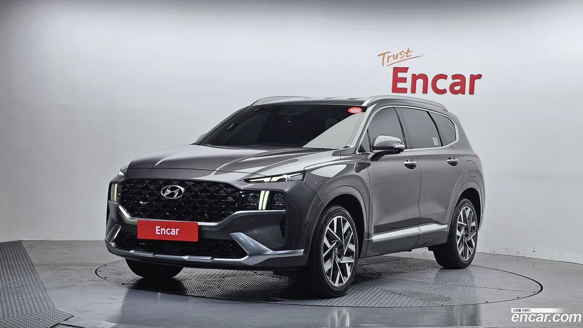 Main__Slider__Photo:Santafe Hyundai 2021.3-0