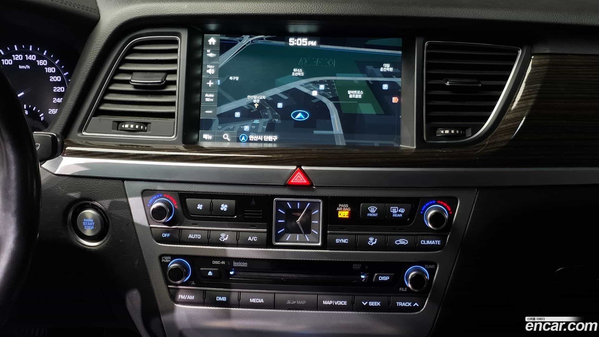 G80 Genesis 2017.3-OPTION-024