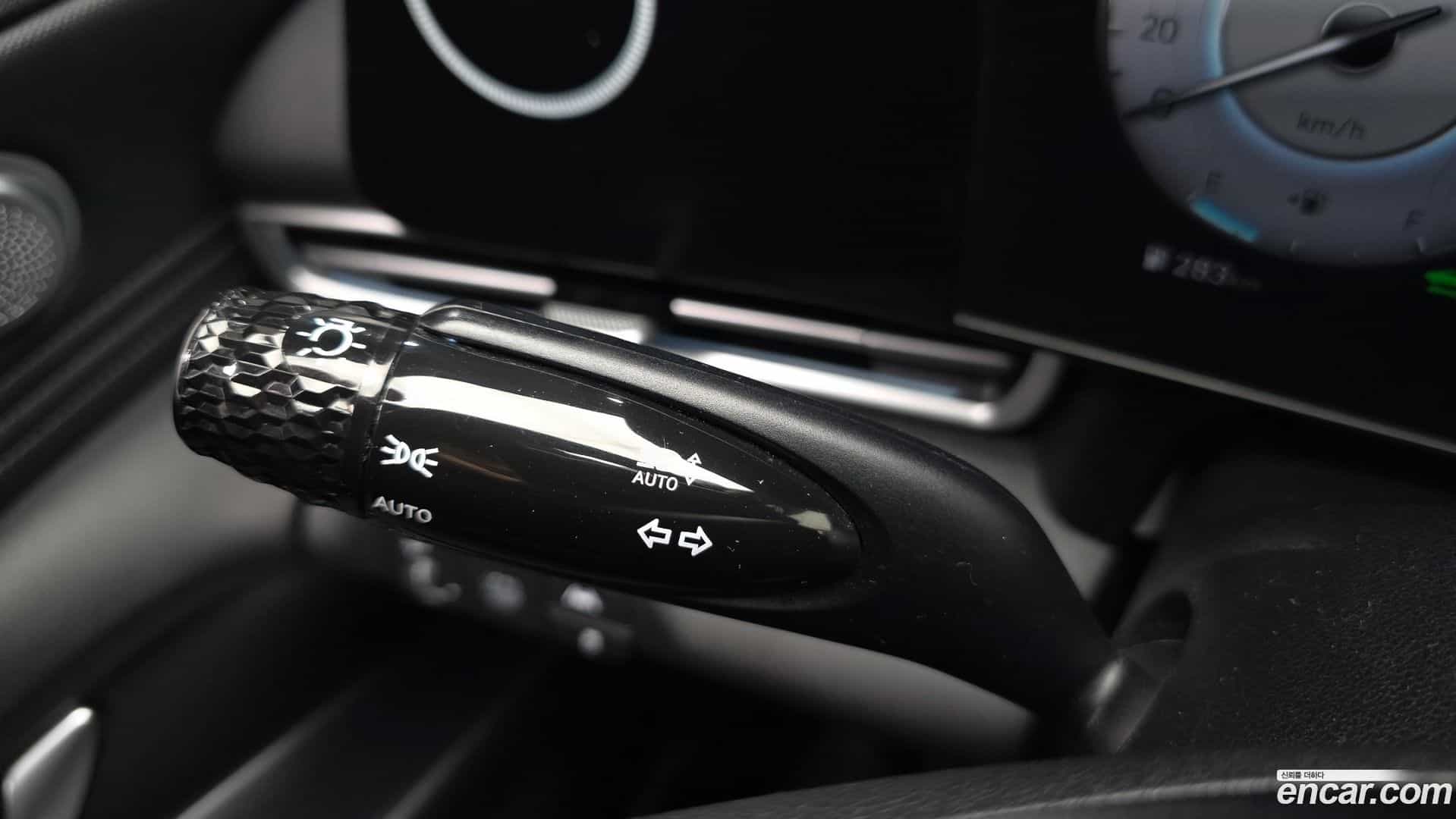 AVANTE Hyundai 2021.11-OPTION-019