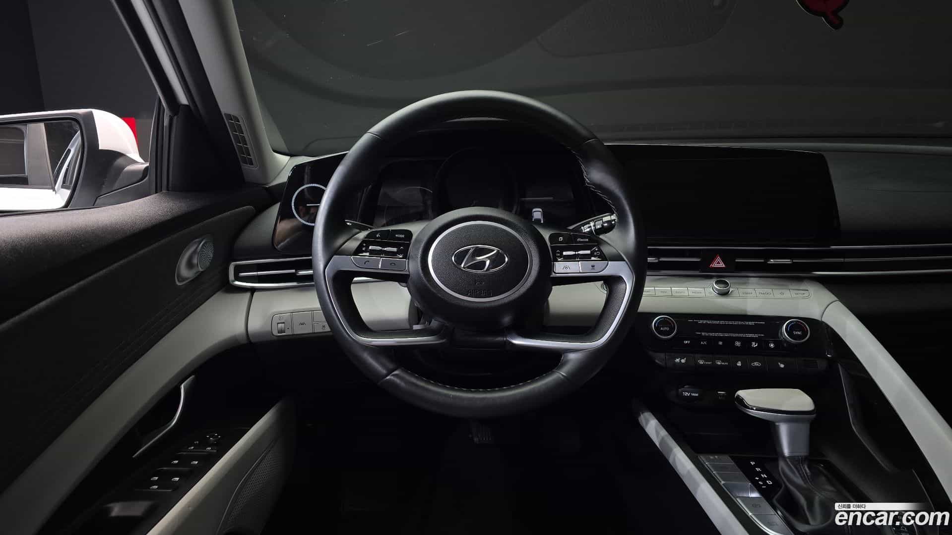 AVANTE Hyundai 2020.7-OPTION-018
