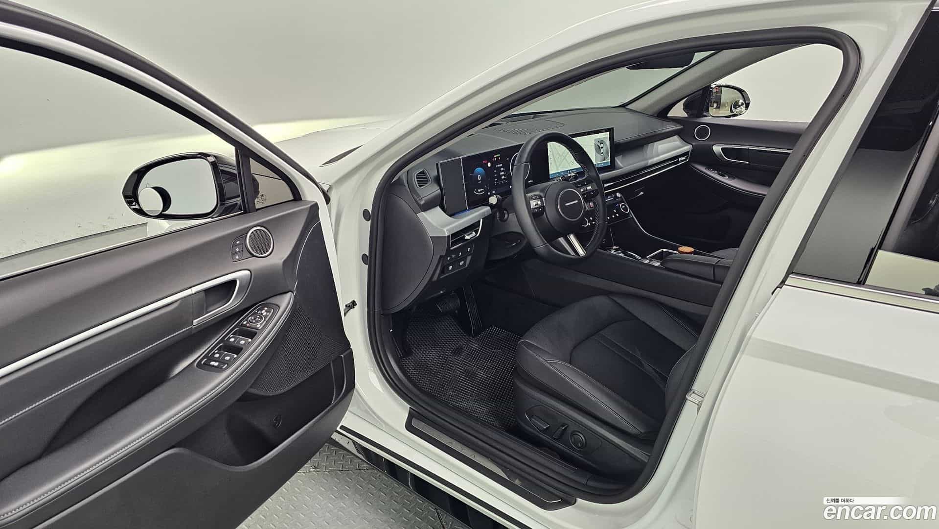 Sonata Hyundai 2025.10-OPTION-015