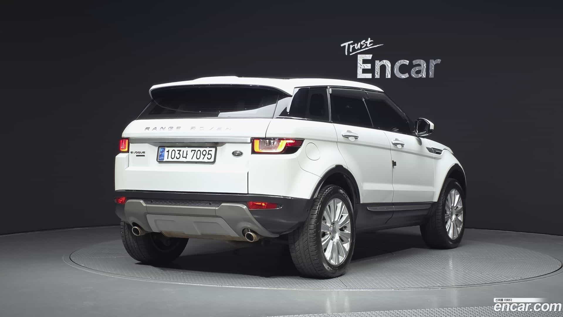 Range Rover Evoque Land Rover 2016.2-OUTER-002