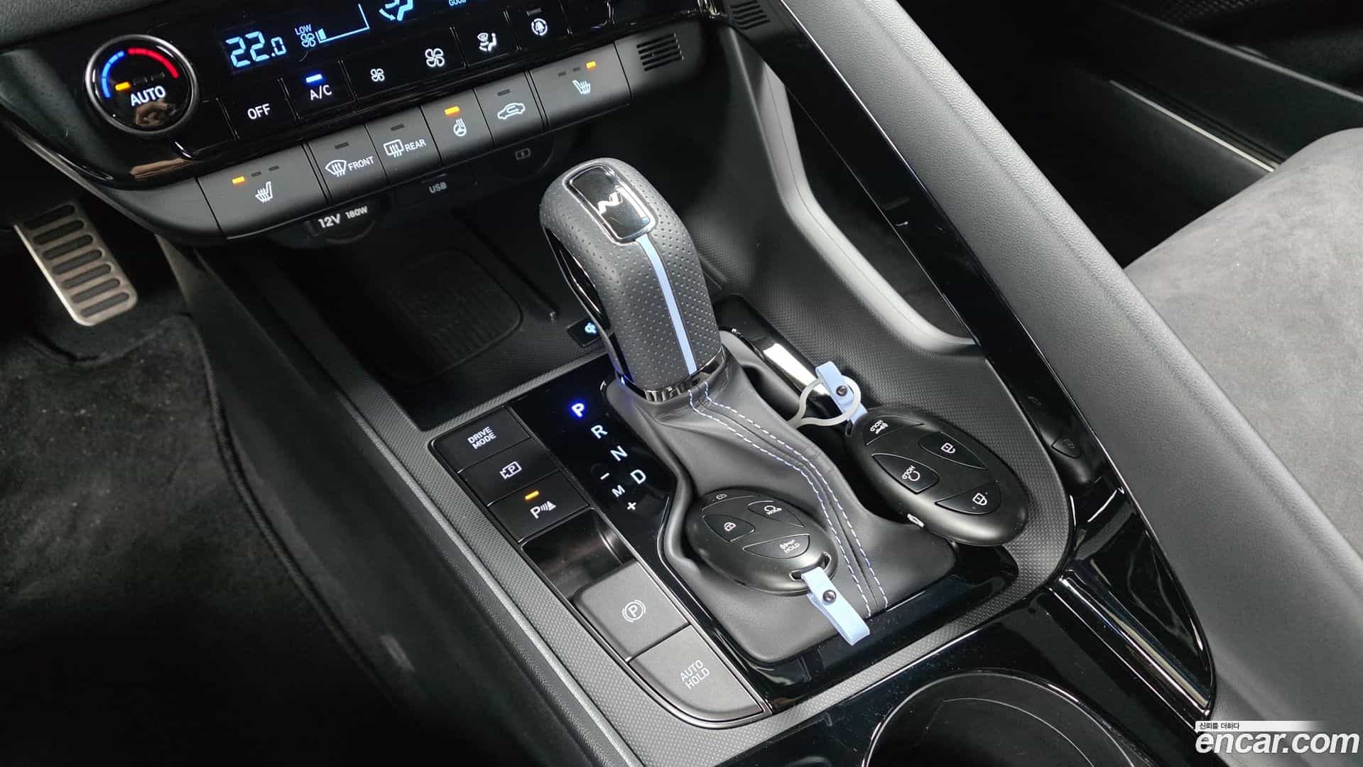 AVANTE Hyundai 2025.1-INNER-009