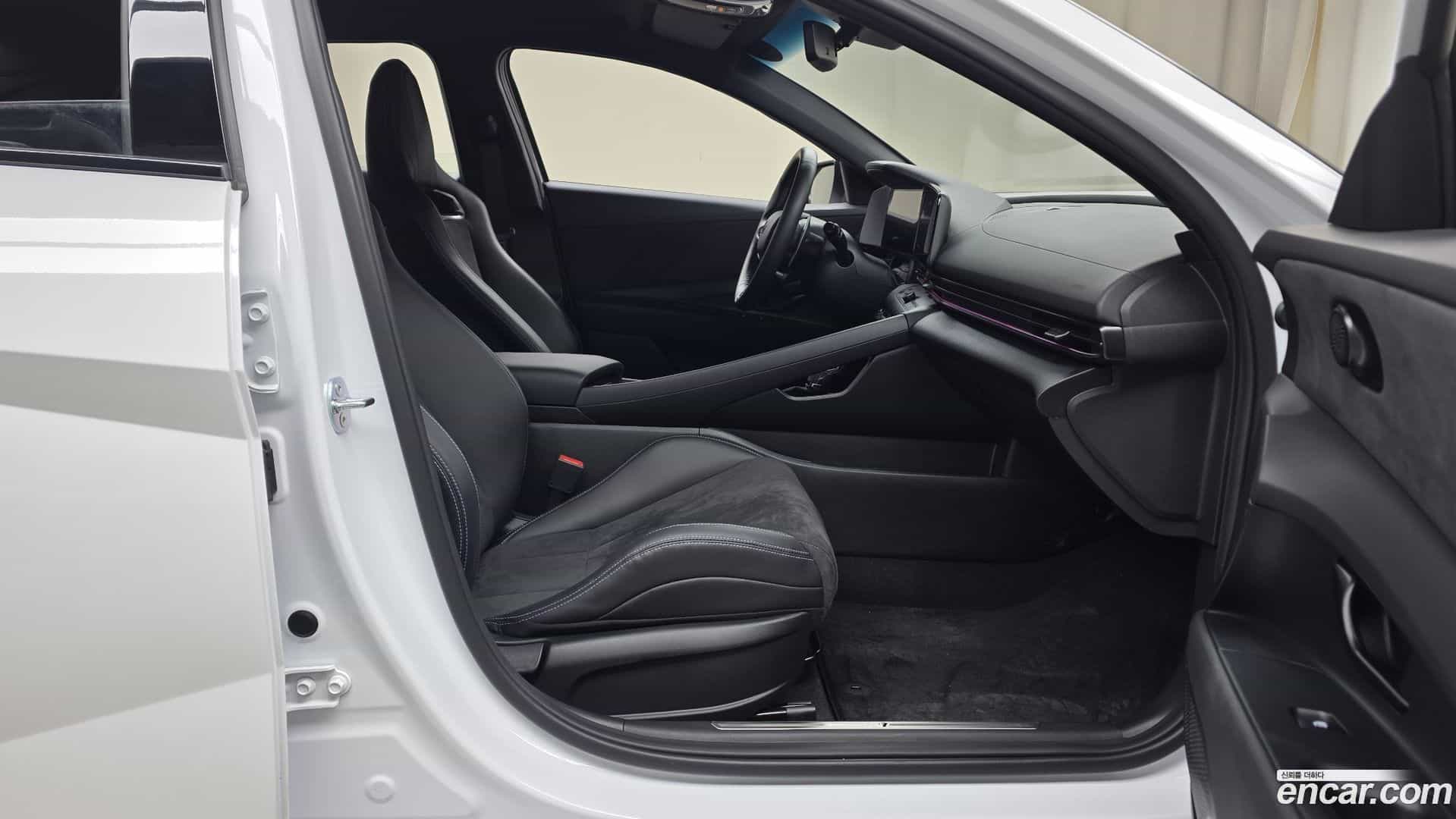 AVANTE Hyundai 2025.1-OPTION-015