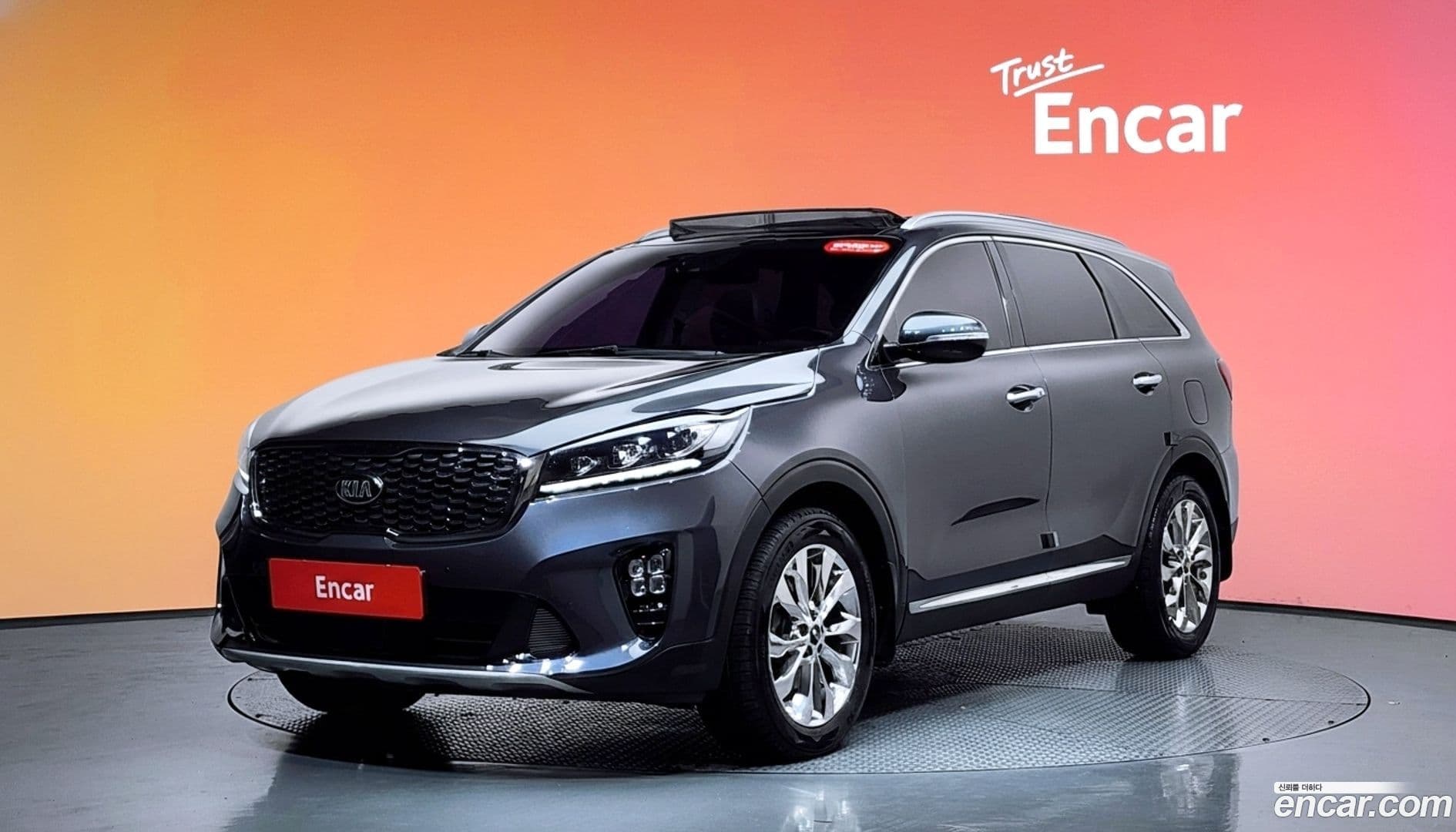 Main__Slider__Photo:Sorento Kia 2018.10-0