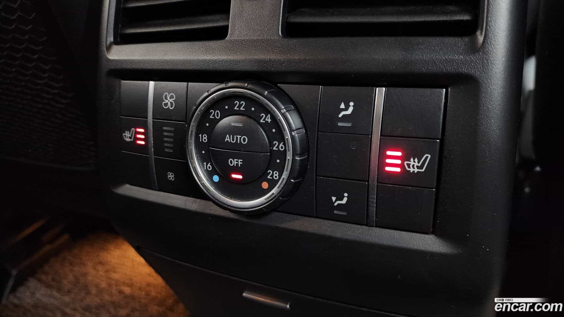 GLS-Class Mercedes-Benz 2017.3-OPTION-023
