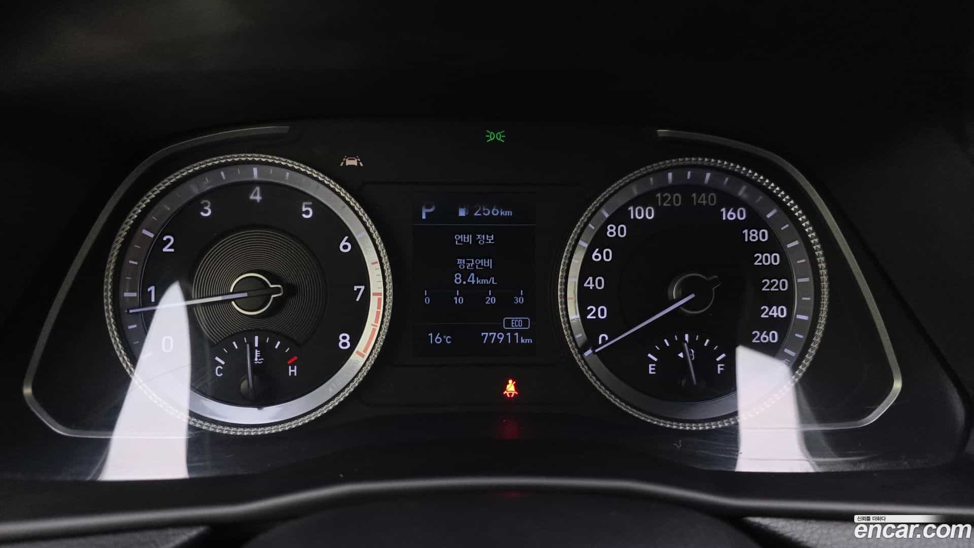 Sonata Hyundai 2019.3-INNER-008