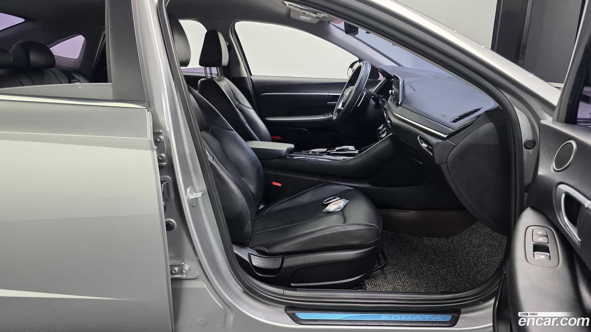 Sonata Hyundai 2019.3-INNER-010