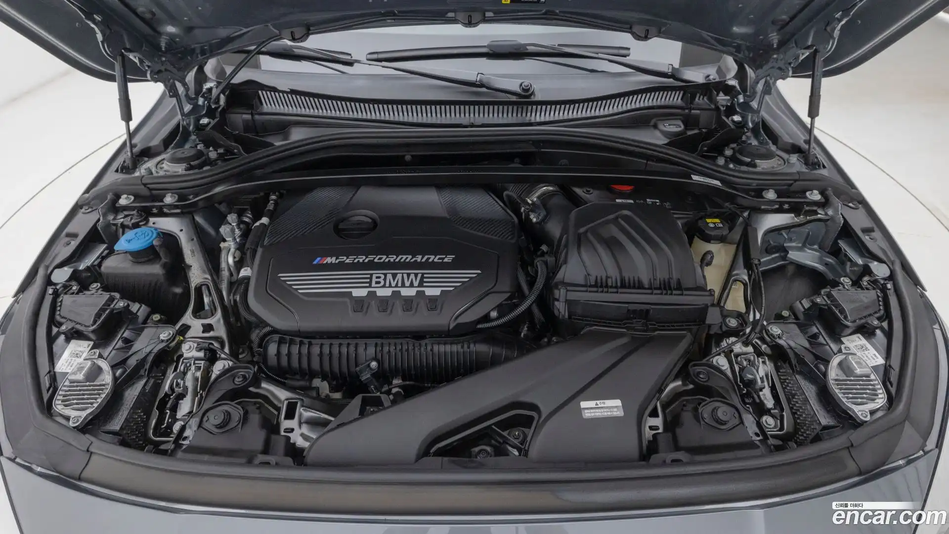 1-Series BMW 2022.4-OUTER-006