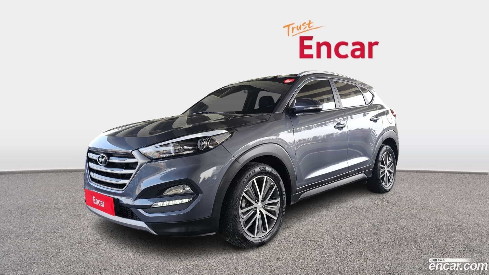 Tucson Hyundai 2016.8-OUTER-001