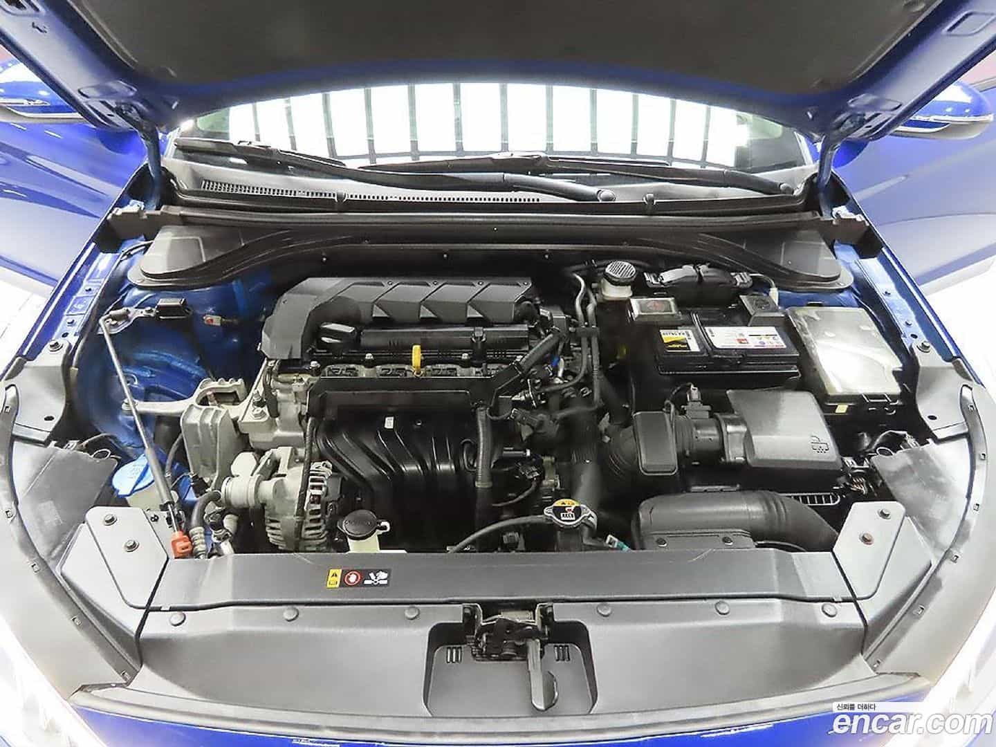 AVANTE Hyundai 2019.2-OUTER-006
