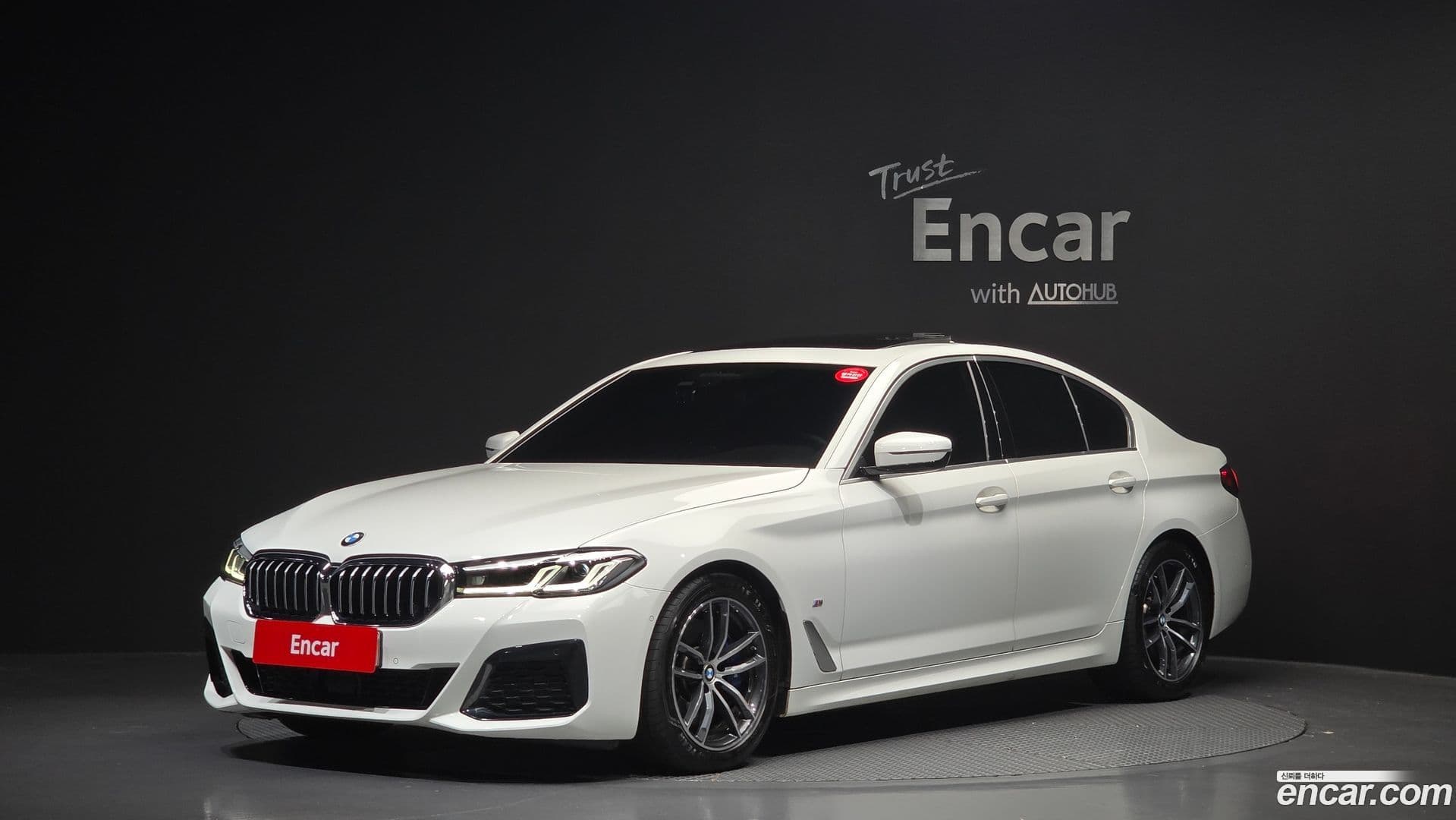 Main__Slider__Photo:5-Series BMW 2022.2-0