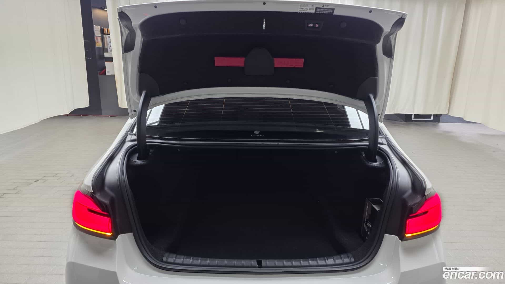 5-Series BMW 2022.2-OPTION-024