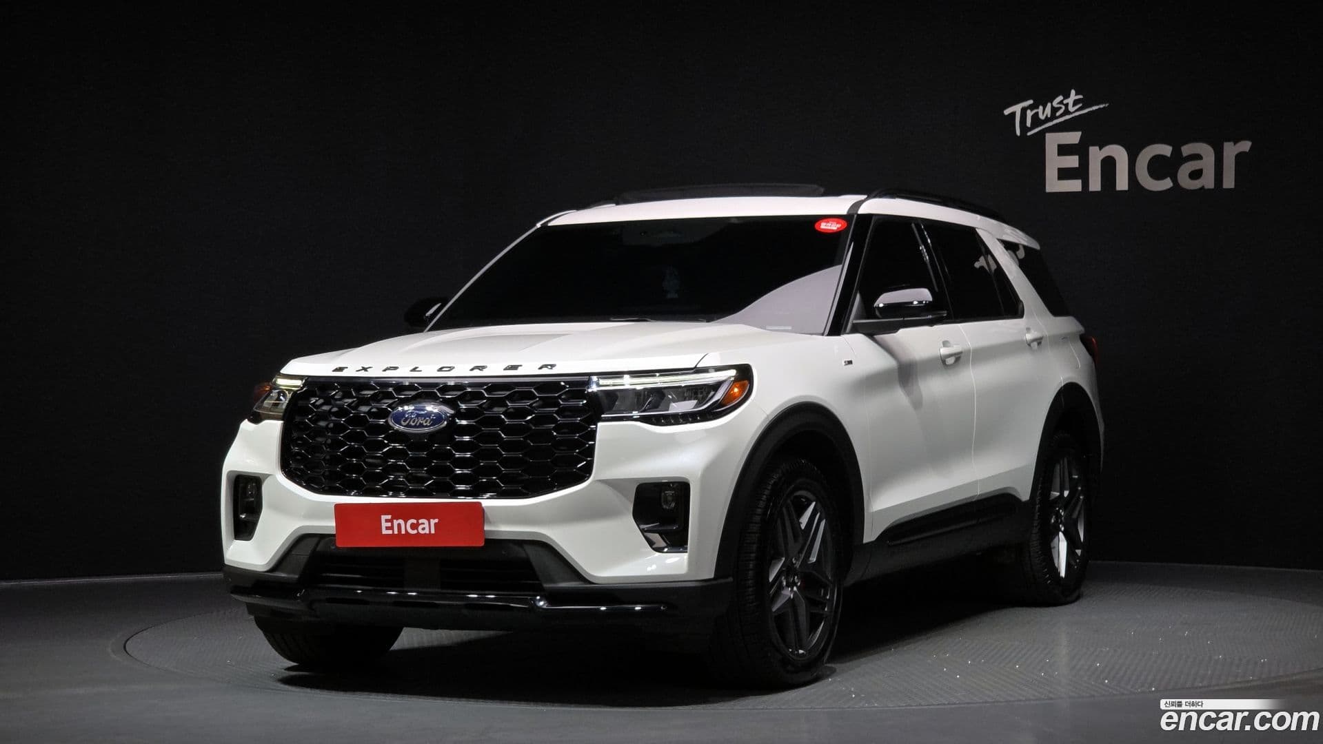 Main__Slider__Photo:Explorer Ford 2025.1-0