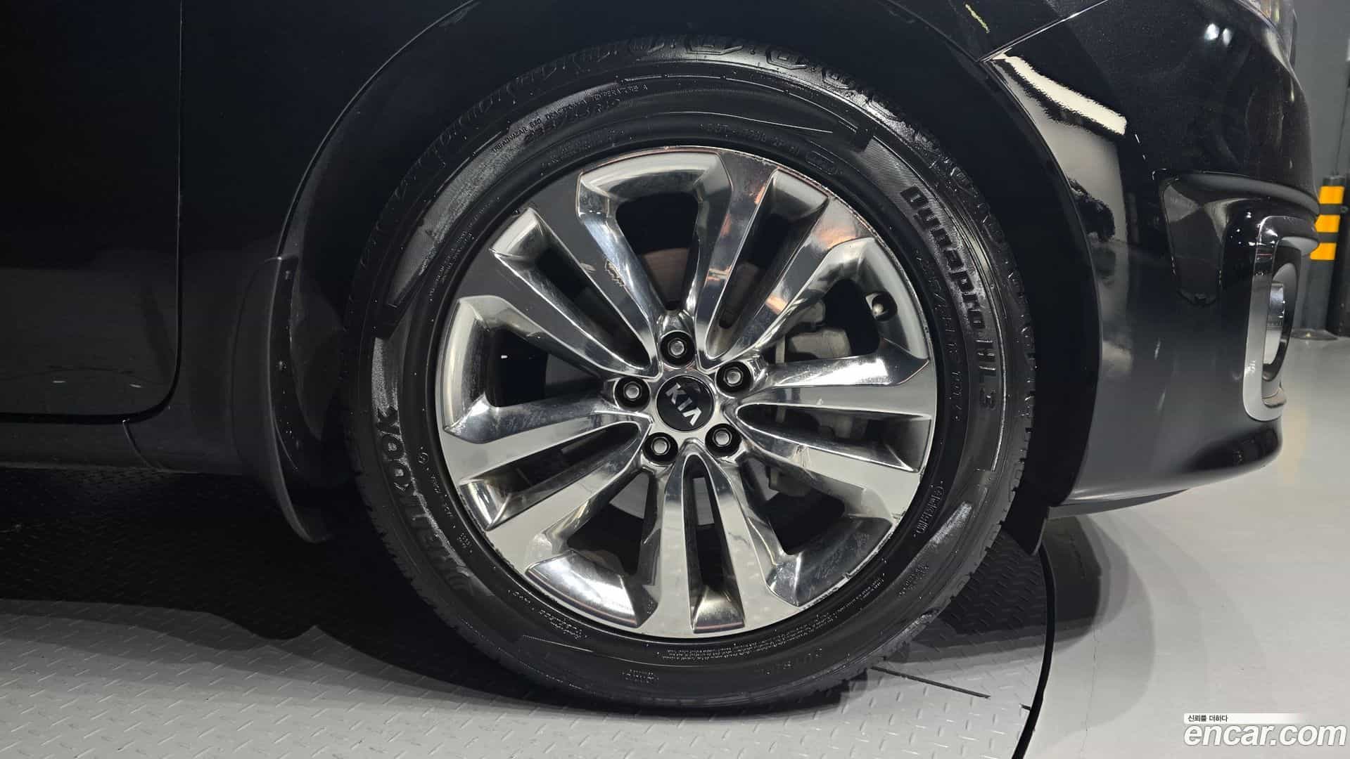 Canival Kia 2014.9-OUTER-005