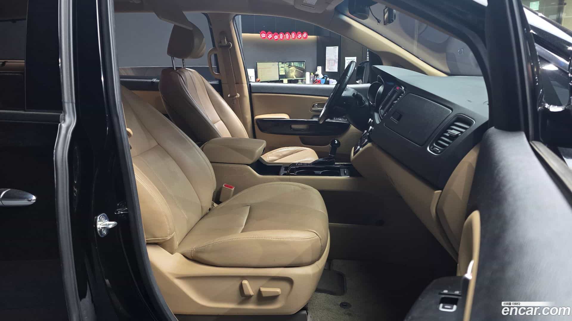 Canival Kia 2014.9-OPTION-015