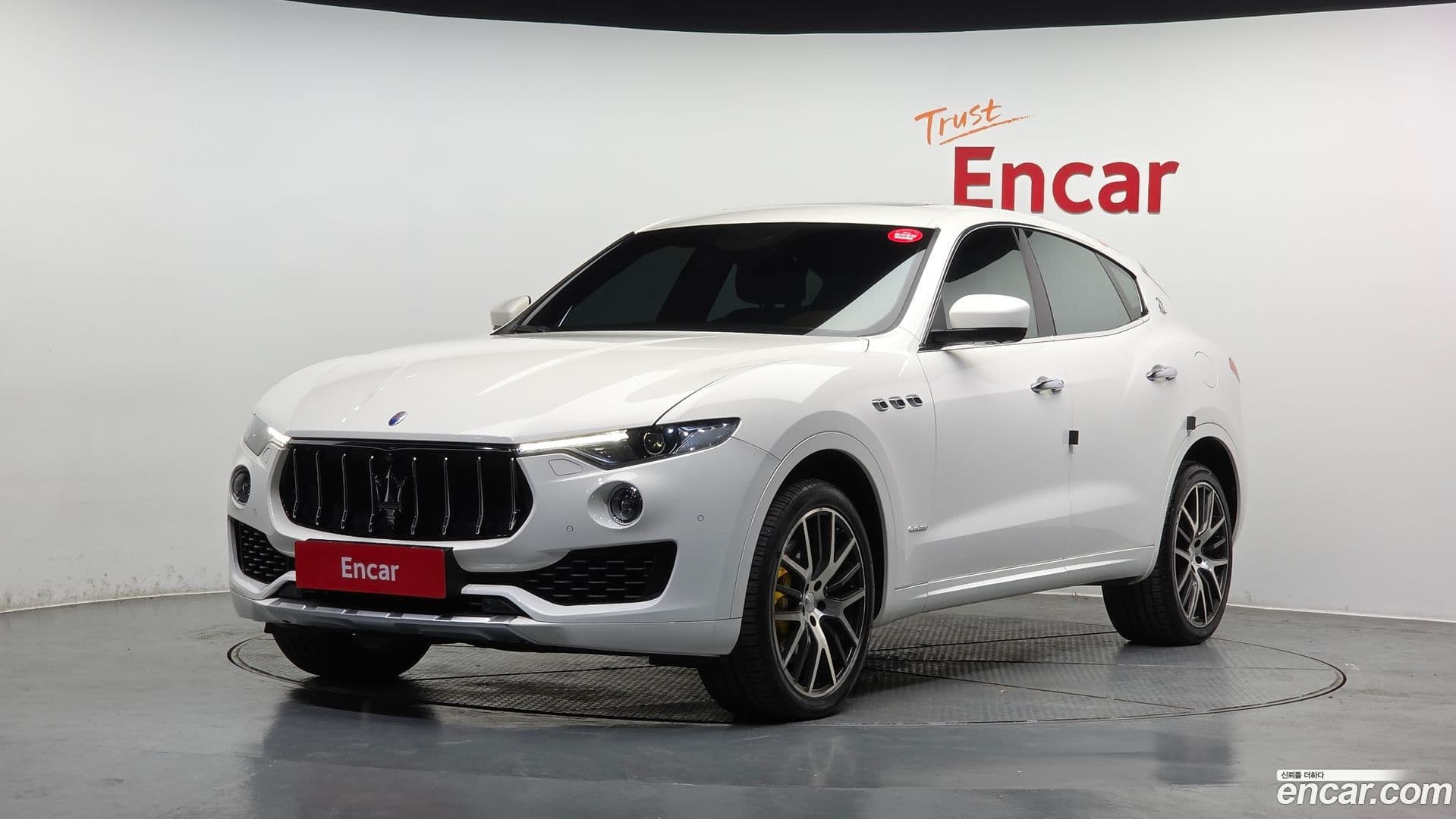 Main__Slider__Photo:Levante Maserati 2018.8-0