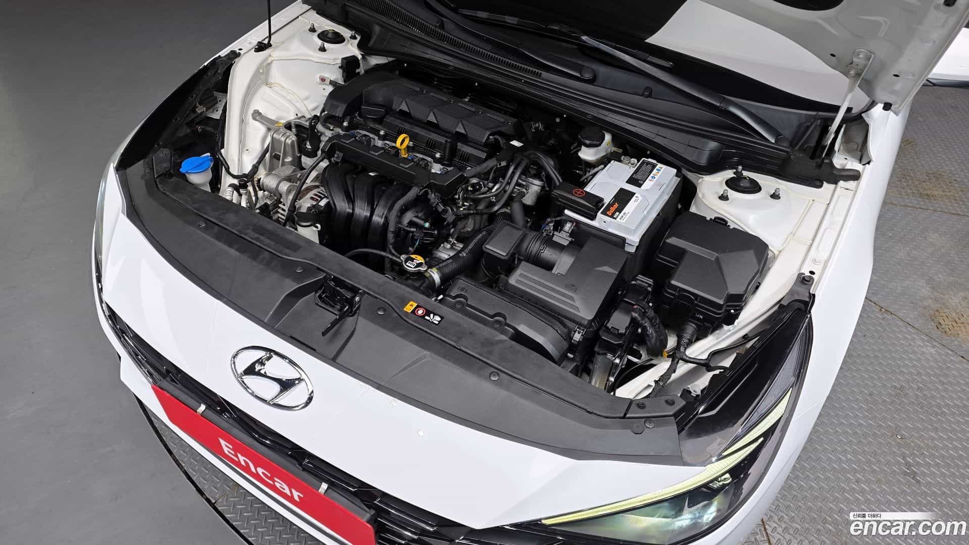 AVANTE Hyundai 2021.0-OUTER-006