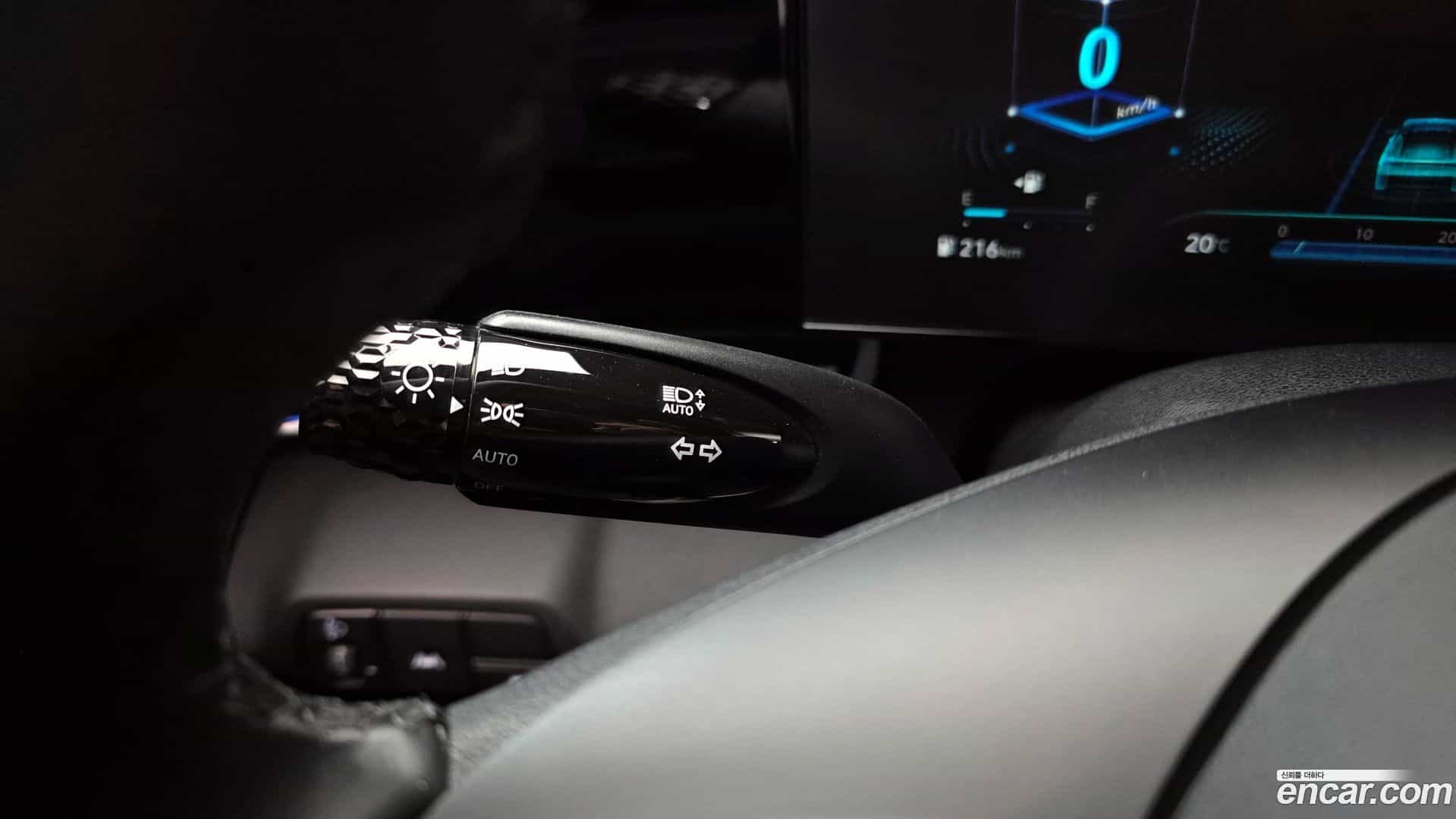AVANTE Hyundai 2021.0-OPTION-020