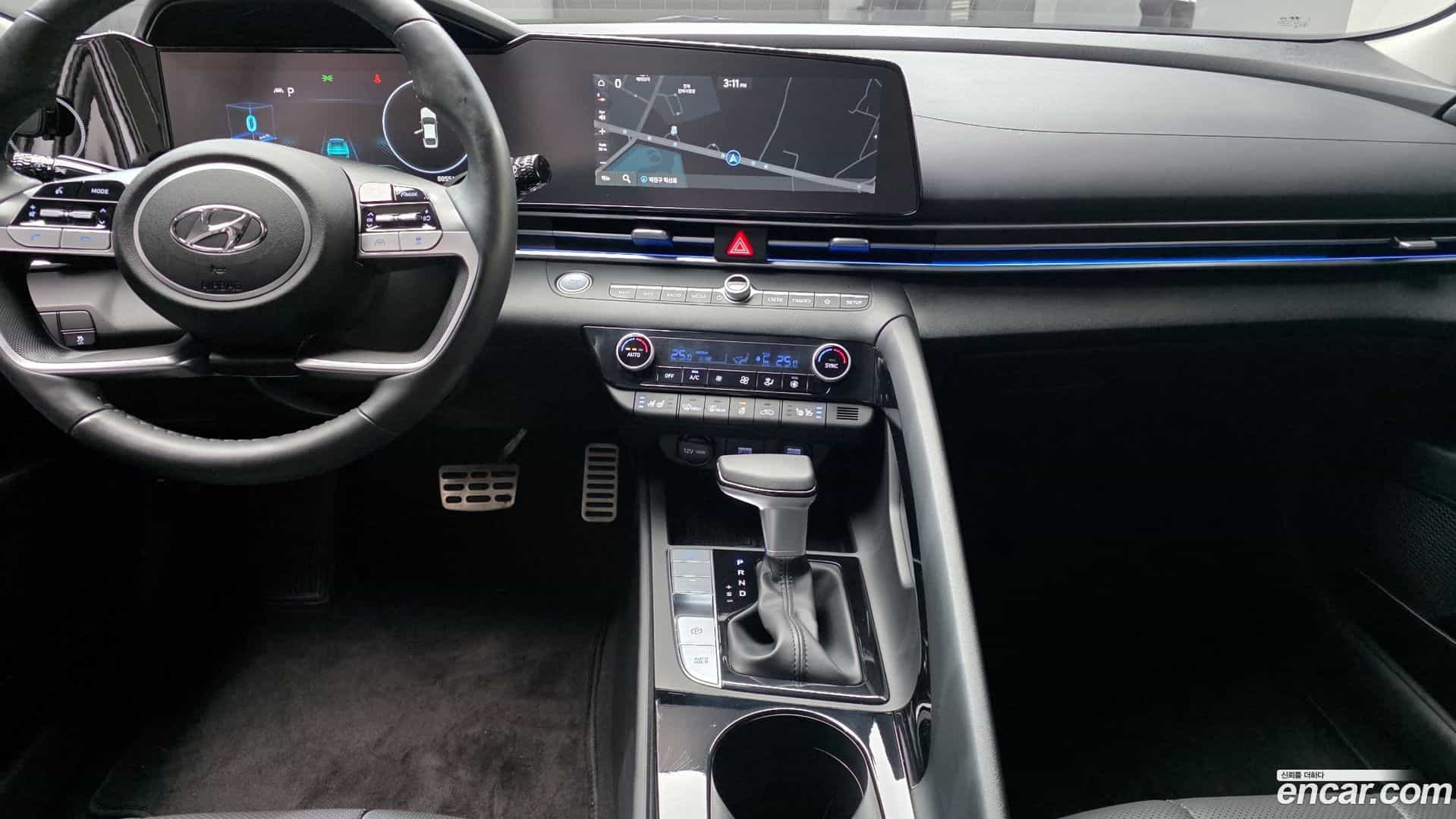 AVANTE Hyundai 2021.0-OPTION-024