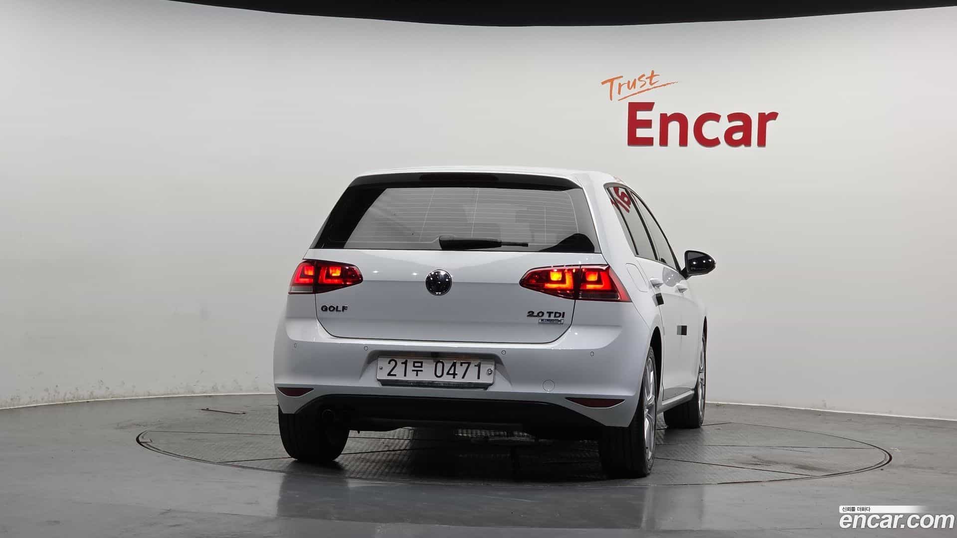 Golf Volkswagen 2015.8-OUTER-004