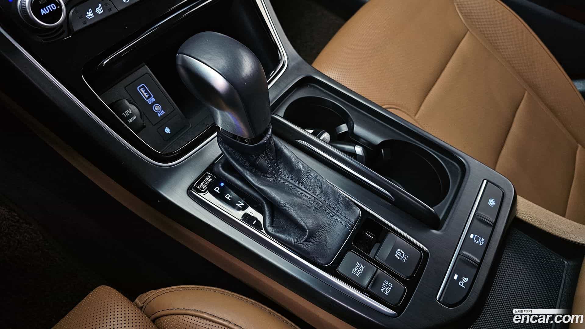 Grandeur Hyundai 2017.6-INNER-009