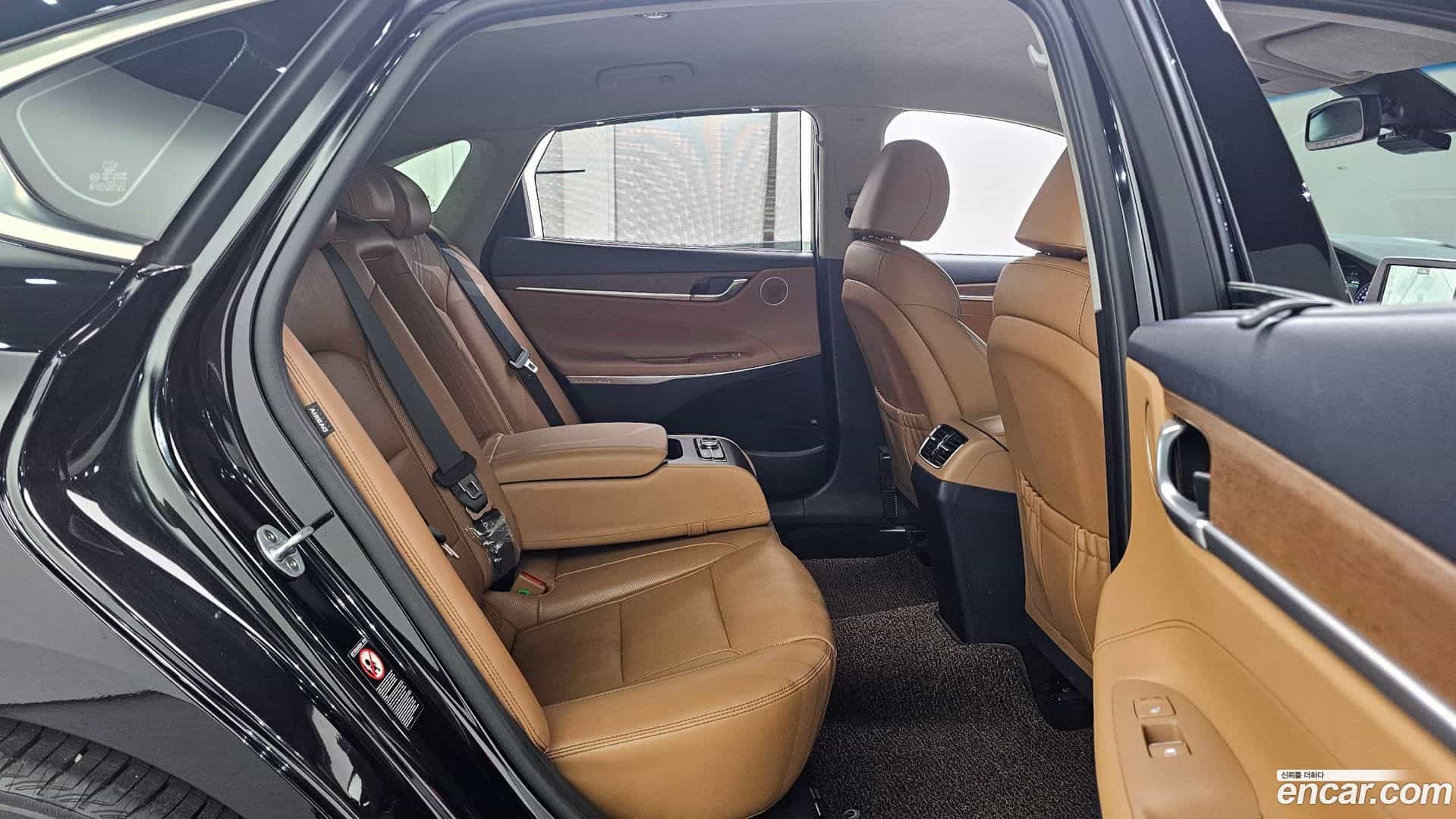 Grandeur Hyundai 2017.6-OPTION-016
