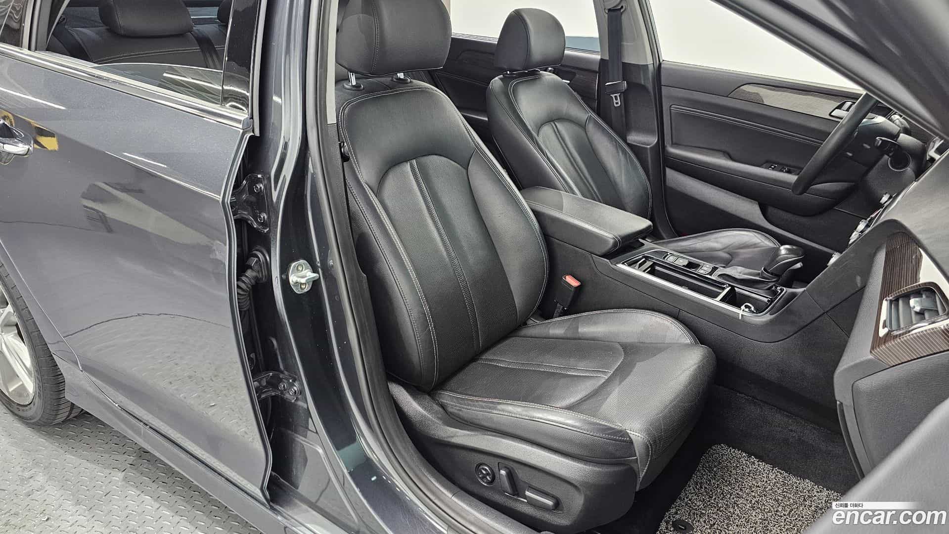 Sonata Hyundai 2017.10-OPTION-015