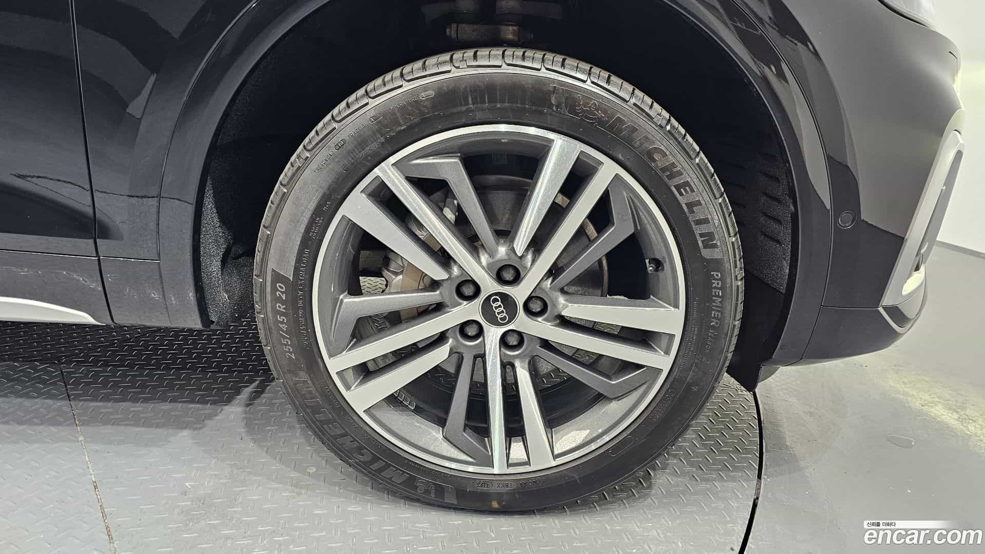 Q5 Audi 2022.2-OUTER-005