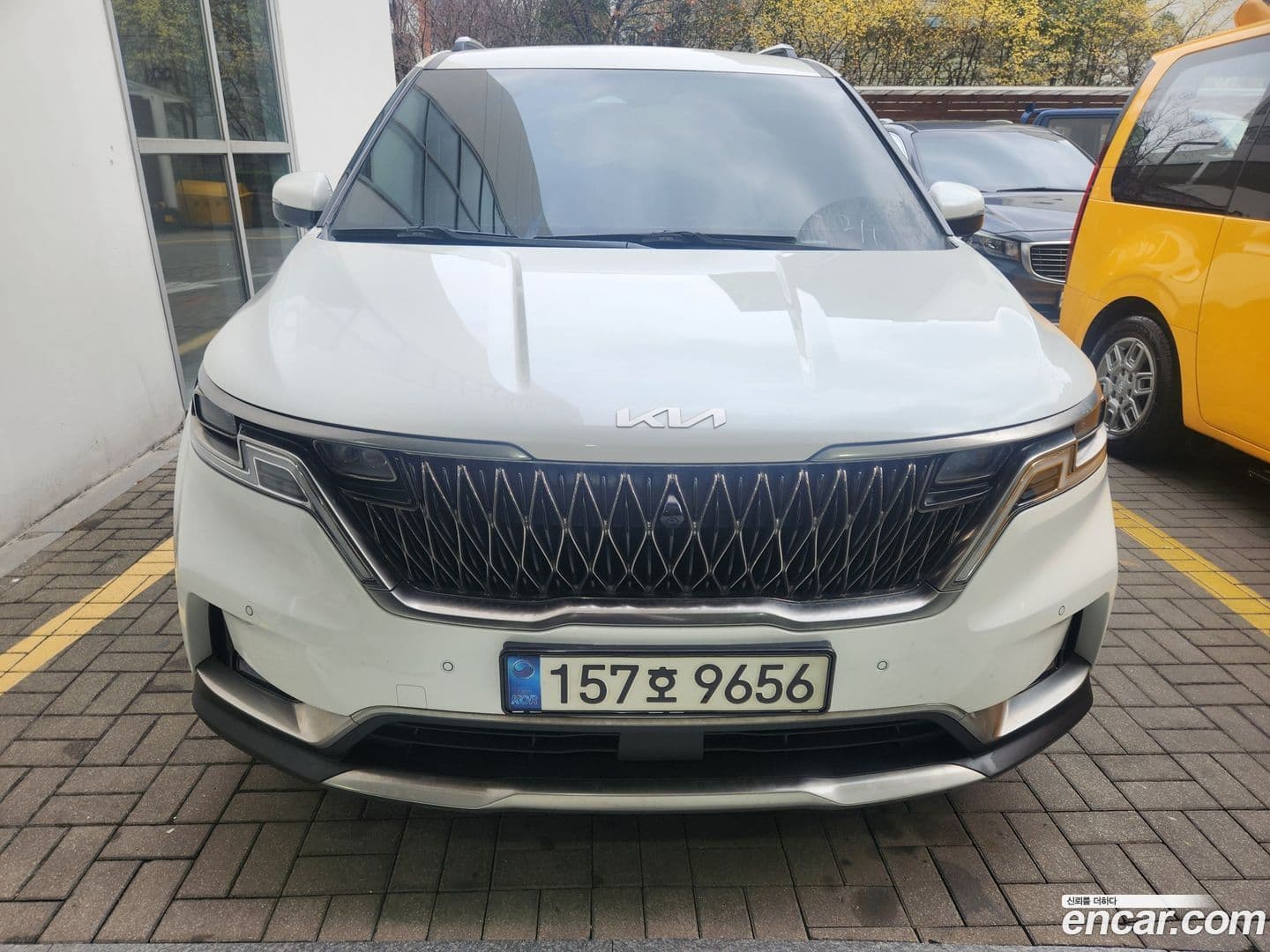 Main__Slider__Photo:Canival Kia 2022.0-0