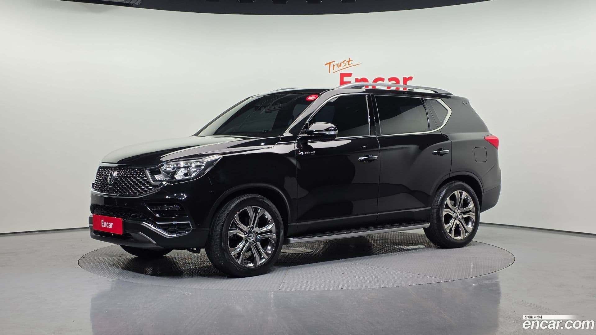 Main__Slider__Photo:Rexton KG Mobility 2020.8-0