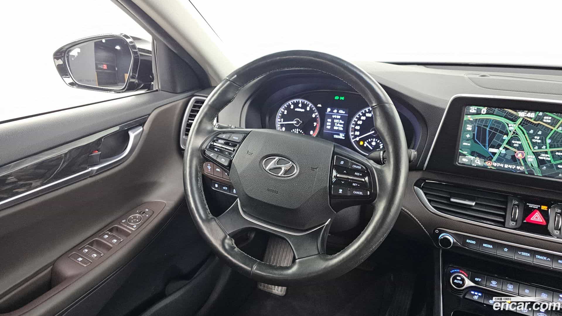 Grandeur Hyundai 2019.4-OPTION-017
