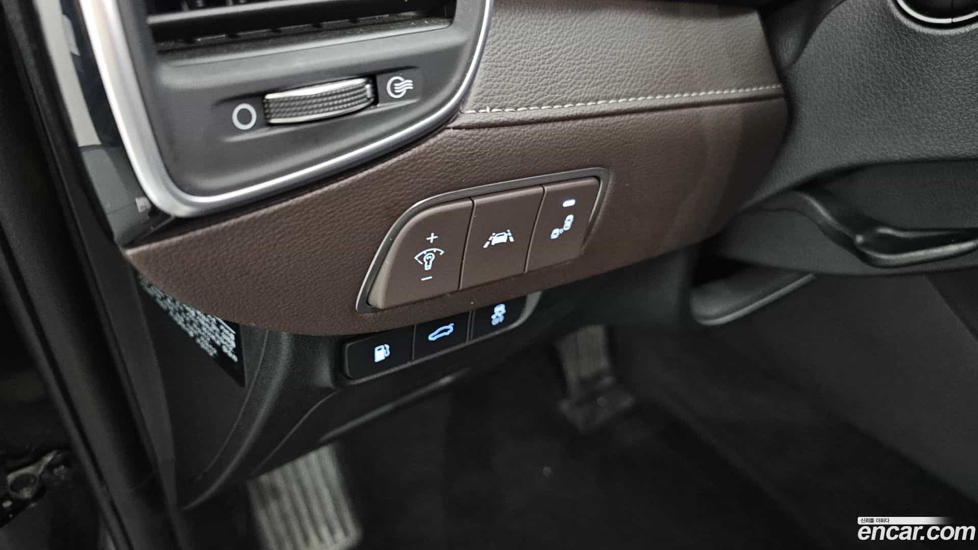 Grandeur Hyundai 2019.4-OPTION-020
