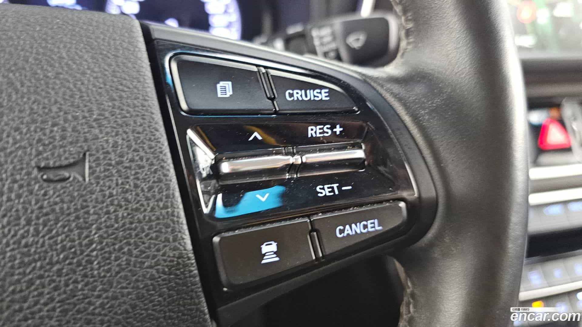 Grandeur Hyundai 2019.4-OPTION-023