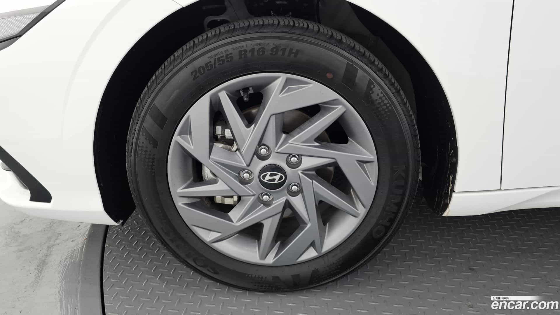AVANTE Hyundai 2024.10-OUTER-005
