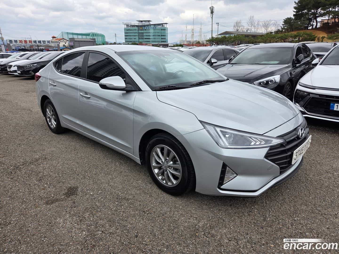 AVANTE Hyundai 2019.2-OUTER-003